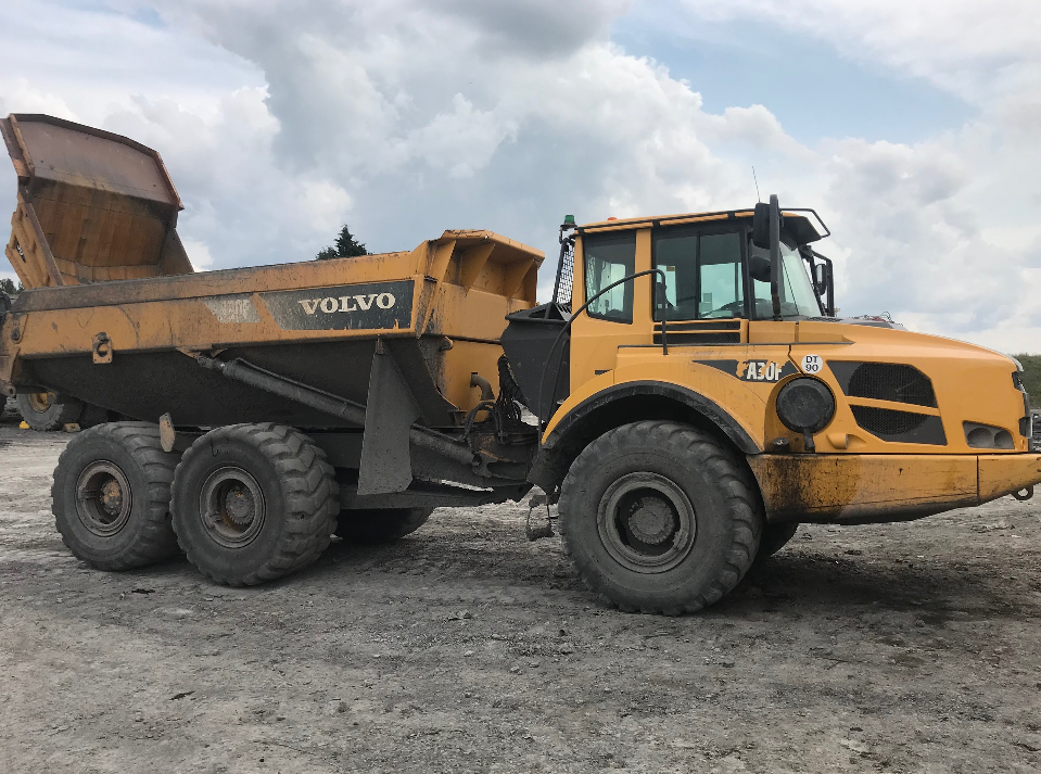 2011 VOLVO A30F